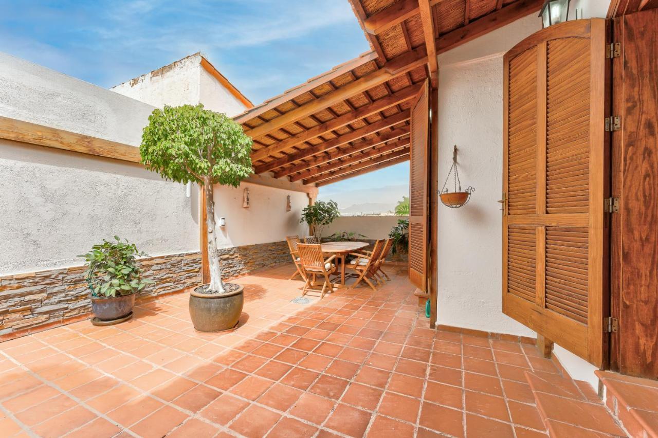 Buenavista Panoramic Villa In Costa Adeje Εξωτερικό φωτογραφία